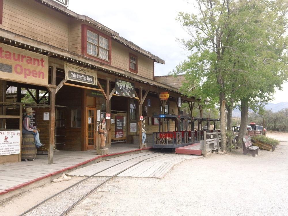 Bonnie Springs Ranch Motel Blue Diamond Esterno foto