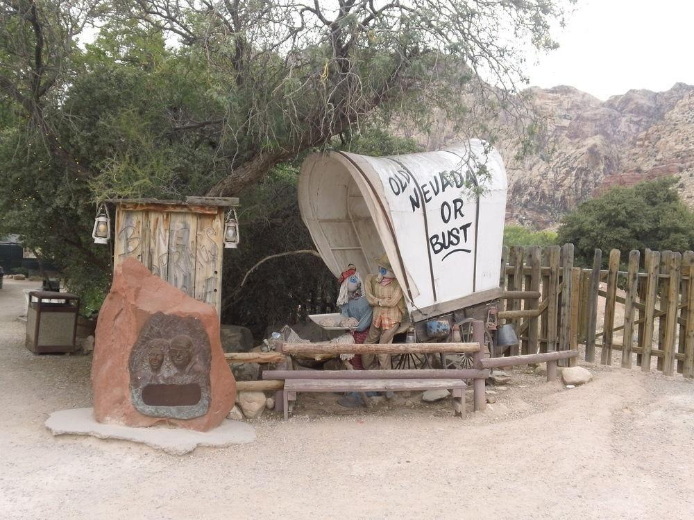 Bonnie Springs Ranch Motel Blue Diamond Esterno foto