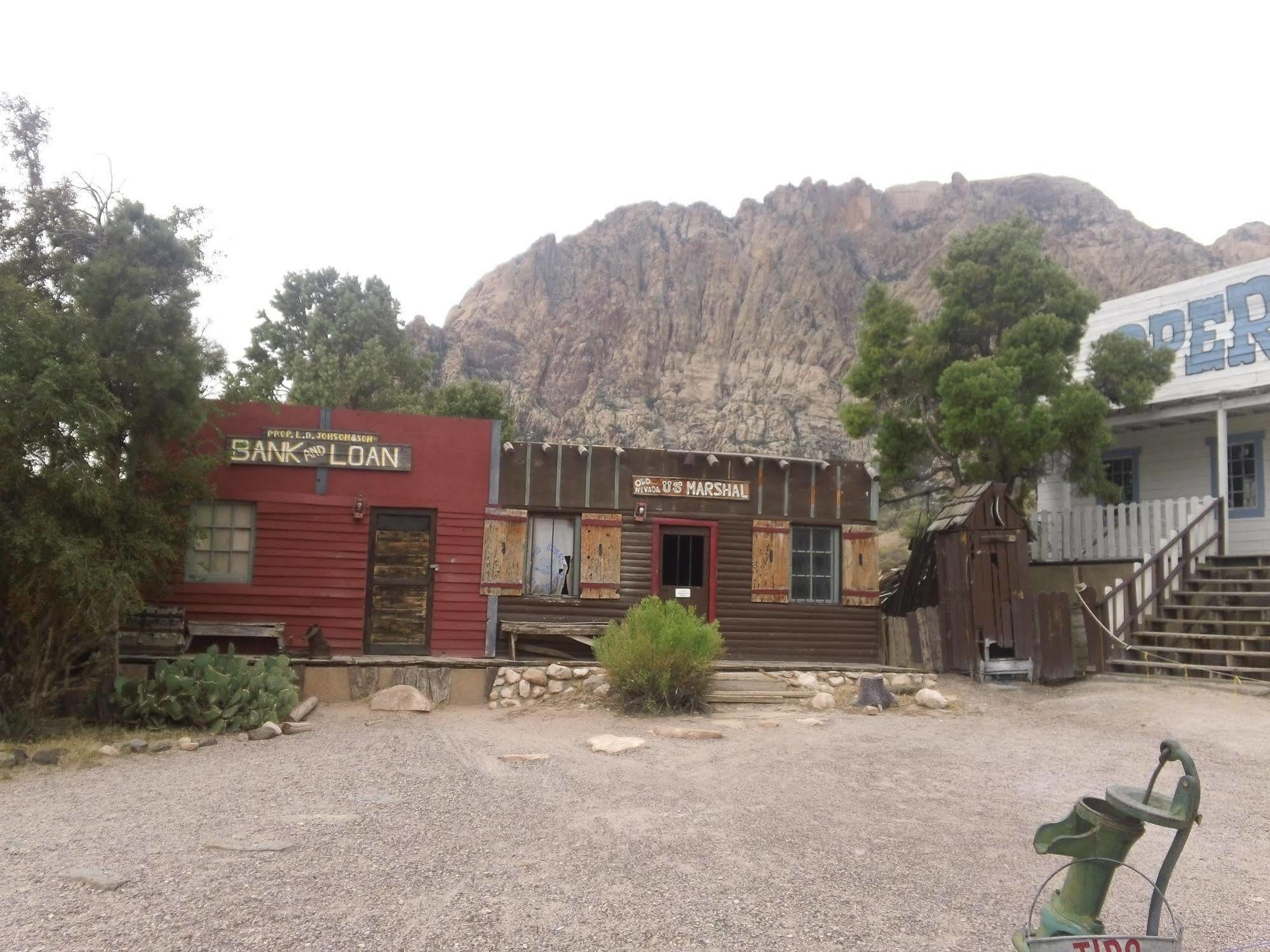Bonnie Springs Ranch Motel Blue Diamond Esterno foto
