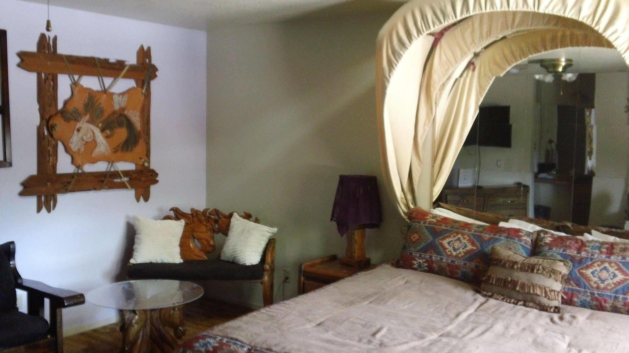 Bonnie Springs Ranch Motel Blue Diamond Esterno foto